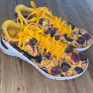 Authentic Nike metcons